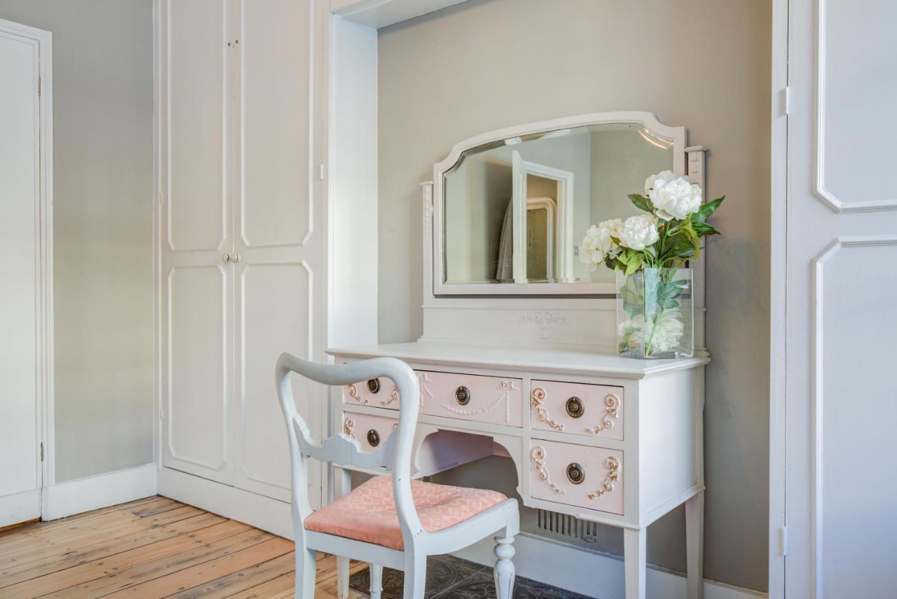 Апартаменти Victoria Belgravia Townhouse Лондон Екстер'єр фото